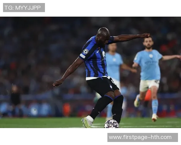 卢卡库的崛起与挑战：从天才少年到世界顶级前锋的奋斗历程